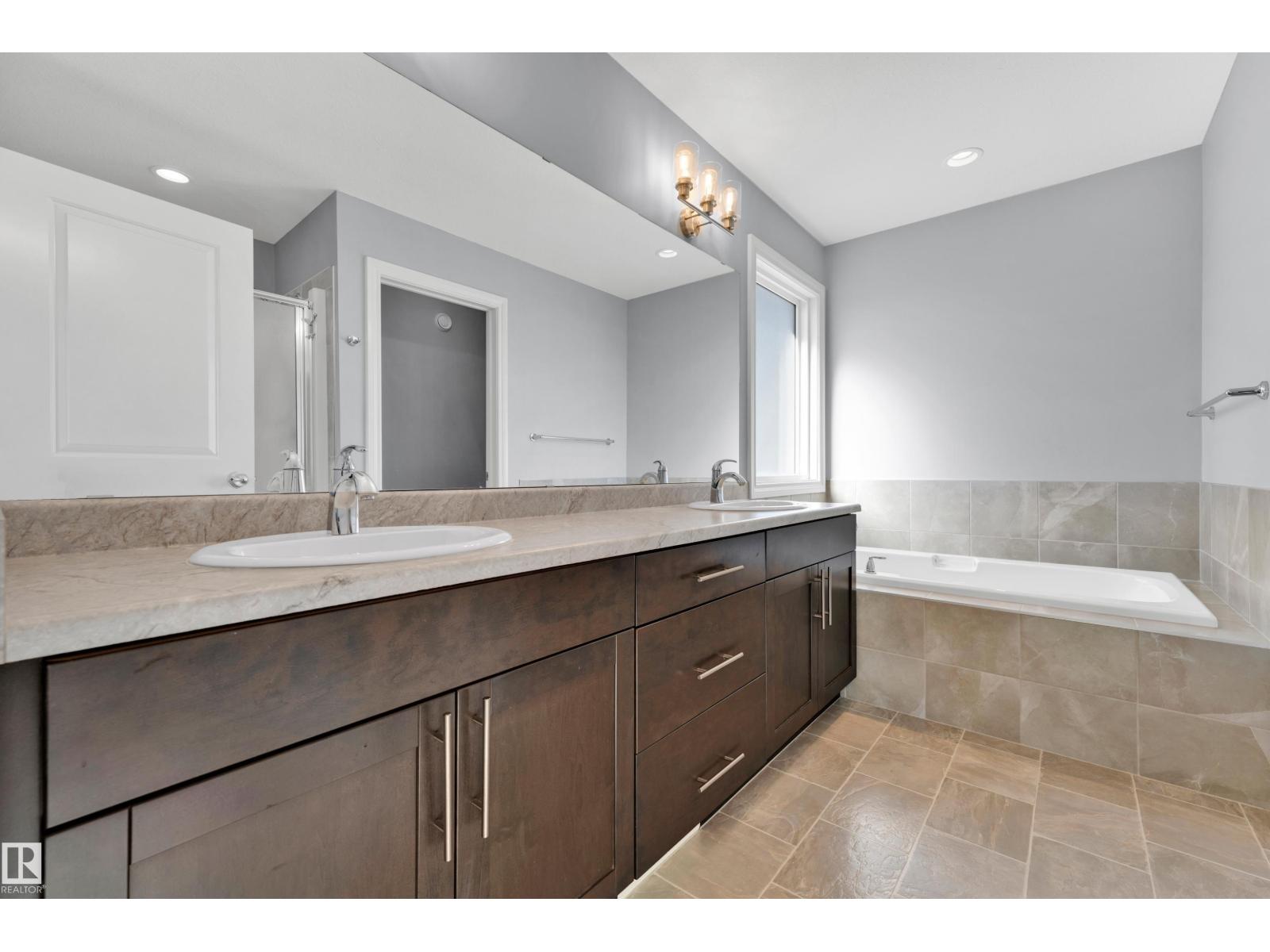 4359 126 Av Nw Property Photo 23