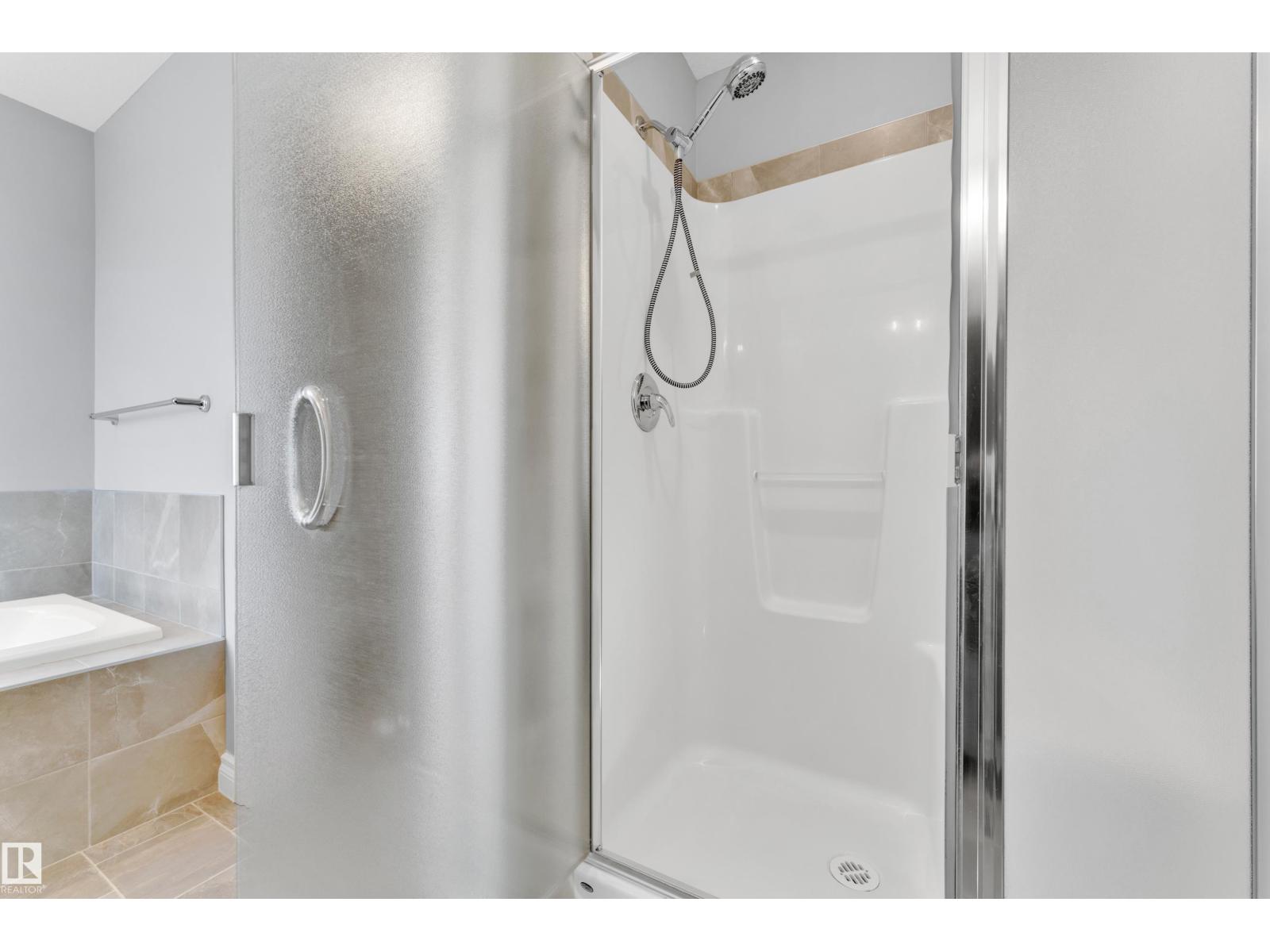 4359 126 Av Nw Property Photo 24