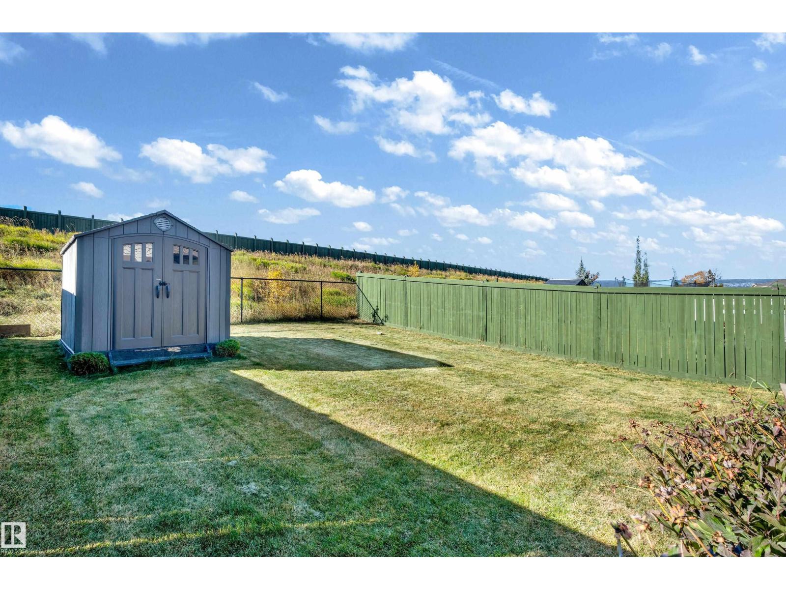 4359 126 Av Nw Property Photo 35