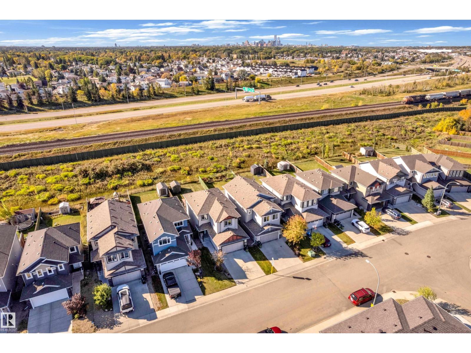4359 126 Av Nw Property Photo 37