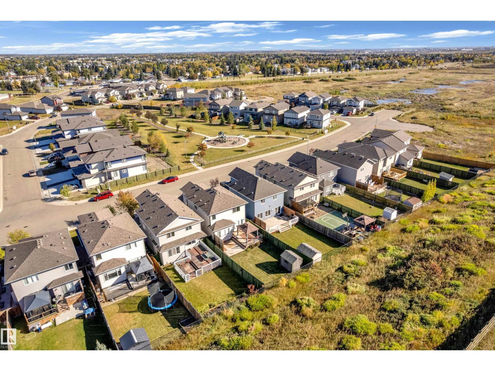 4359 126 Av Nw Property Photo 39