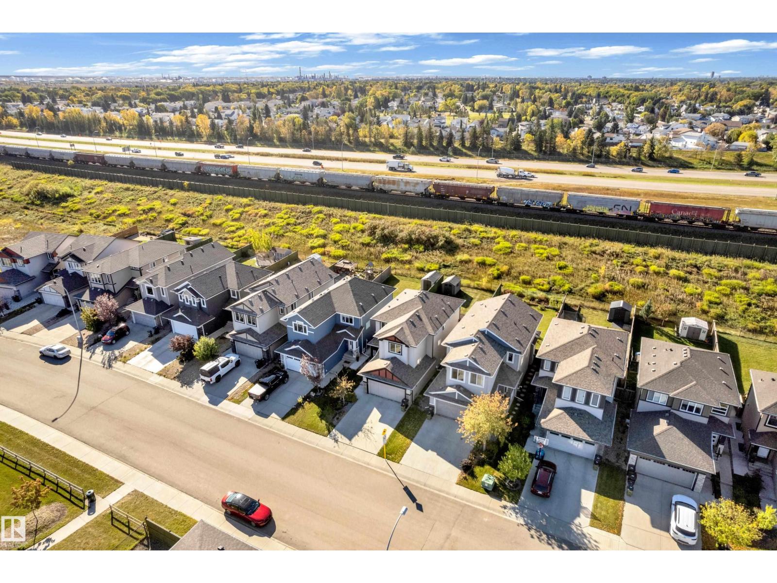 4359 126 Av Nw Property Photo 40