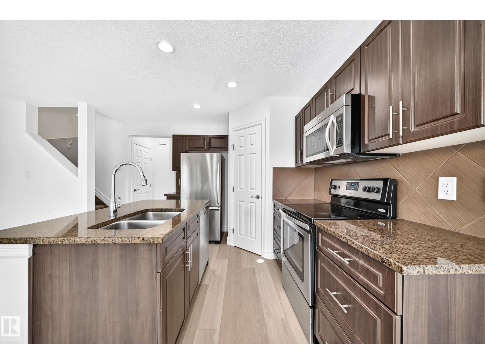 16524 135 St Nw Property Photo 7