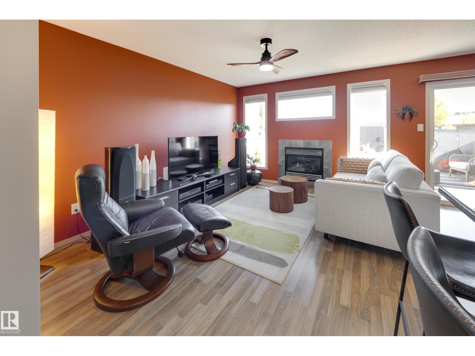 2879 23 St Nw Property Photo 5