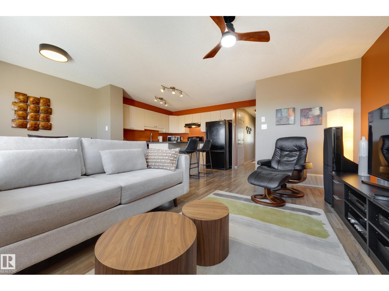 2879 23 St Nw Property Photo 8
