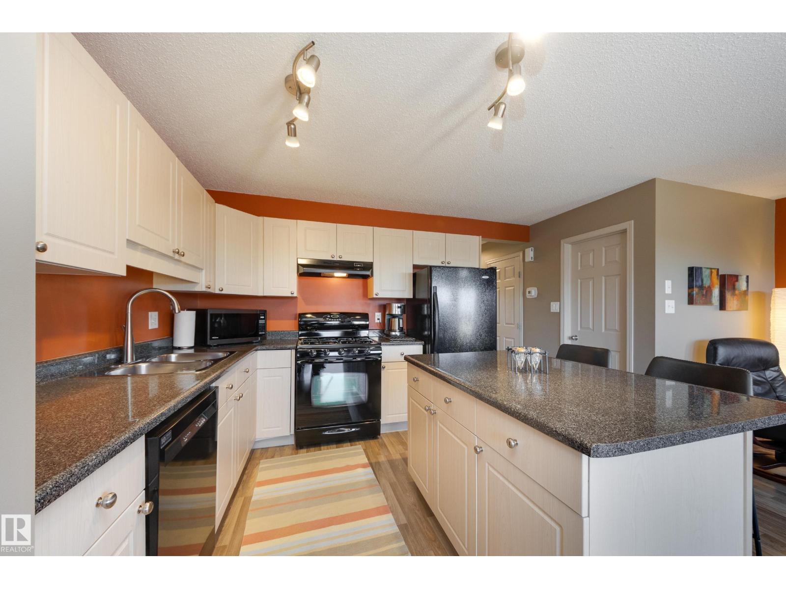 2879 23 St Nw Property Photo 12