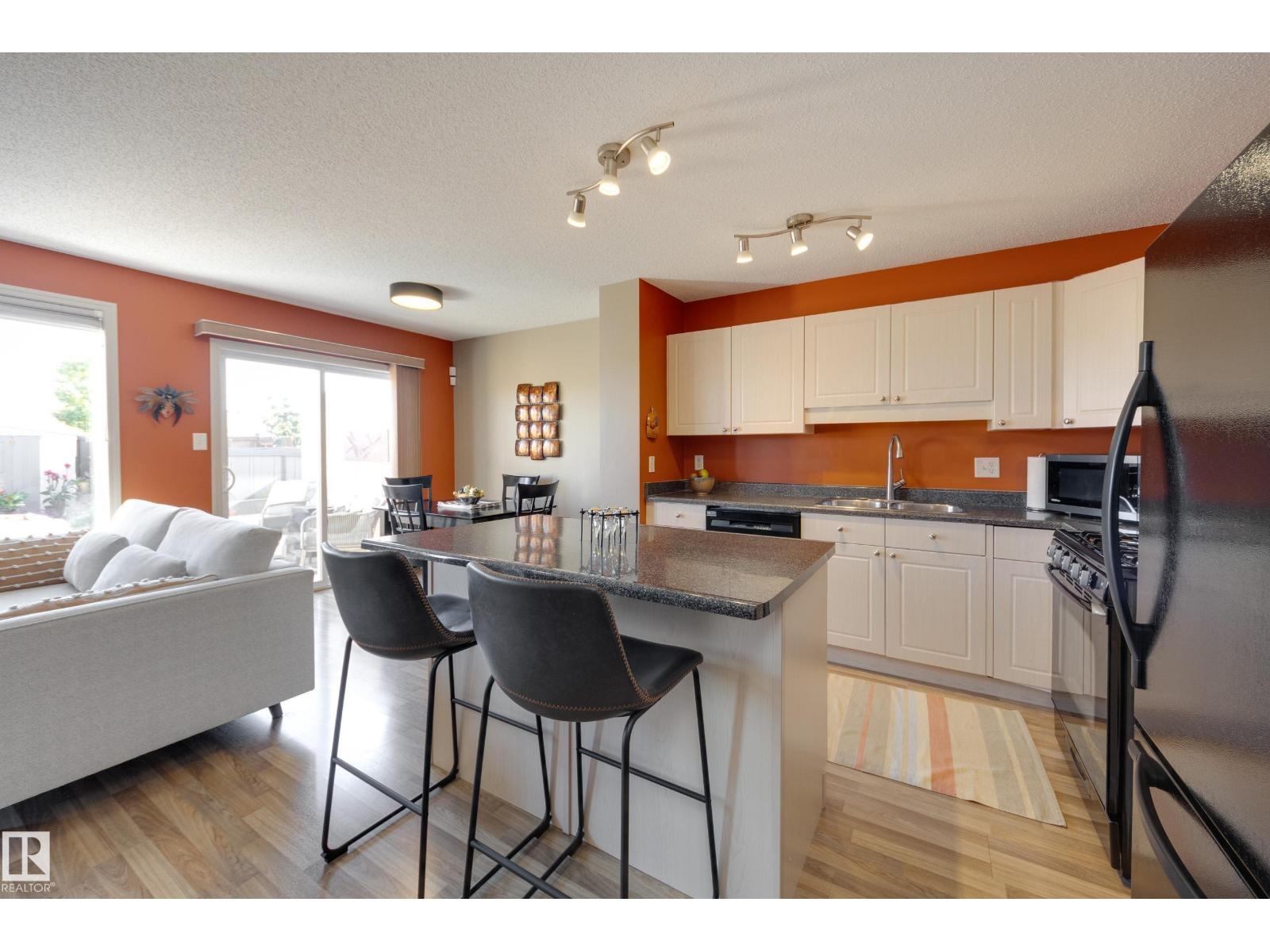 2879 23 St Nw Property Photo 15