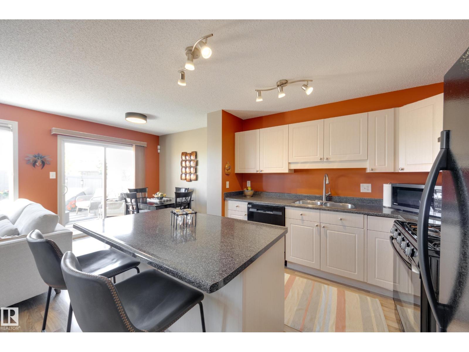 2879 23 St Nw Property Photo 16
