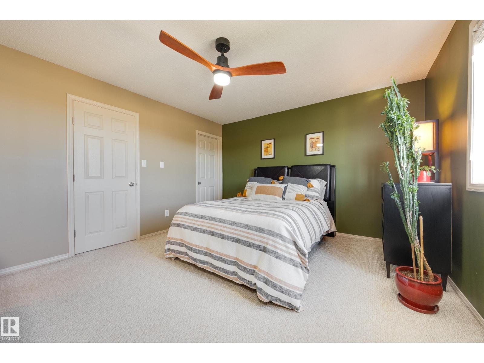 2879 23 St Nw Property Photo 20