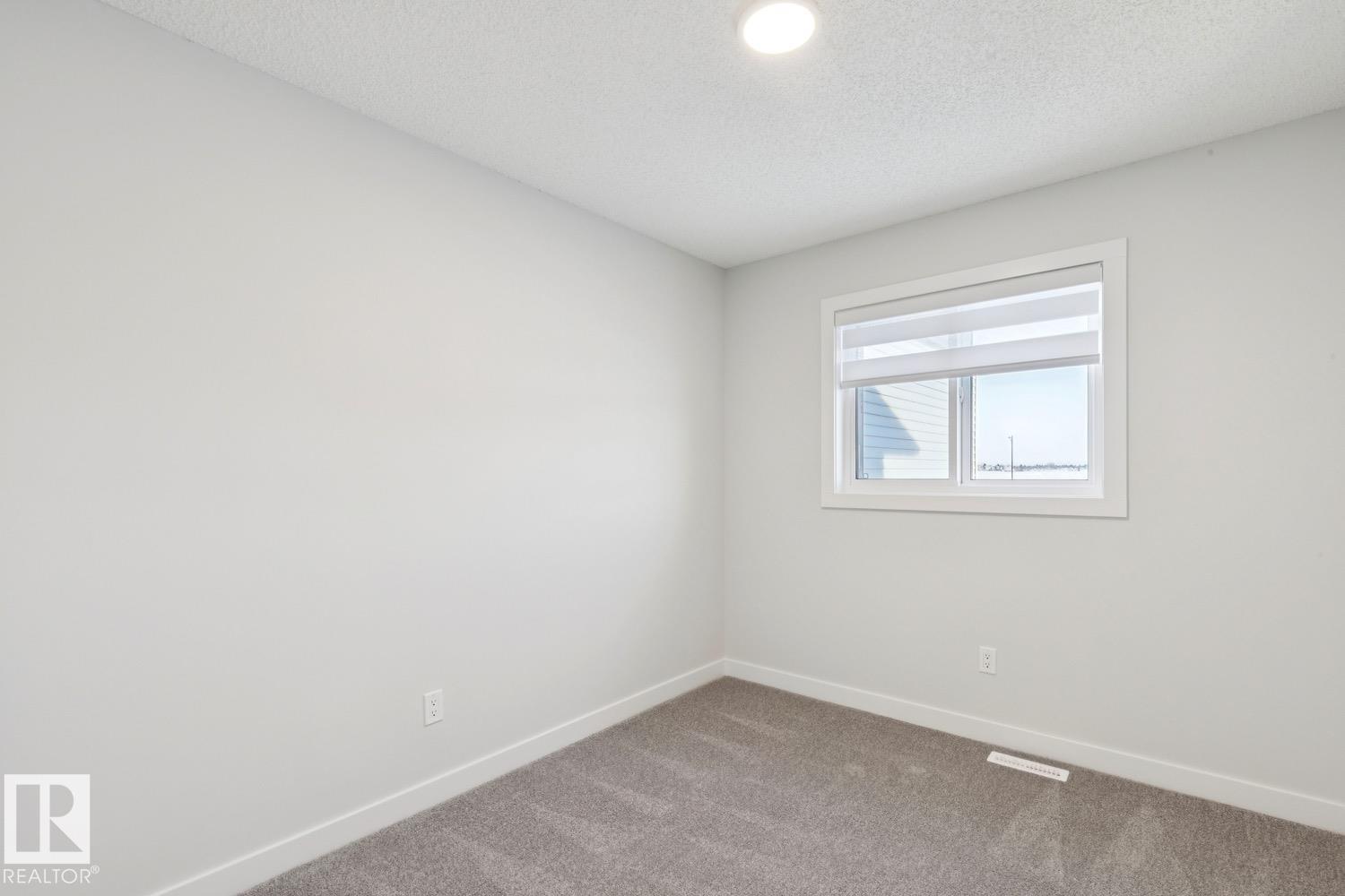 1081 Berg Pl Property Photo 18