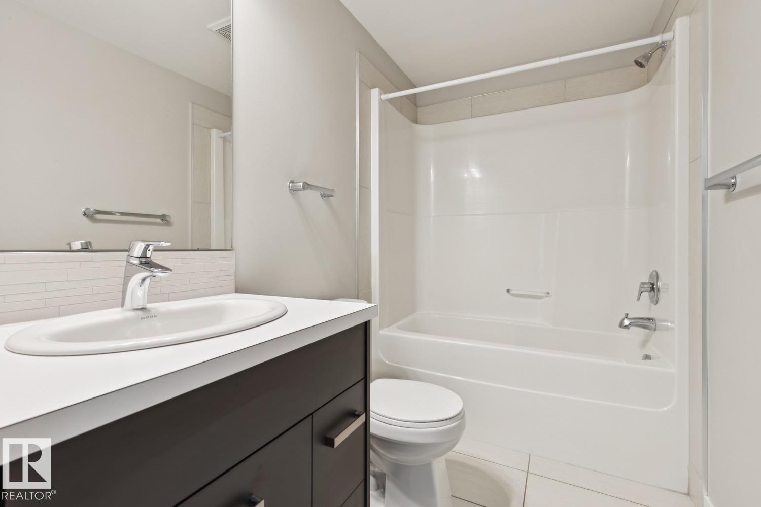 #904 10410 102 Av Nw Property Photo 17