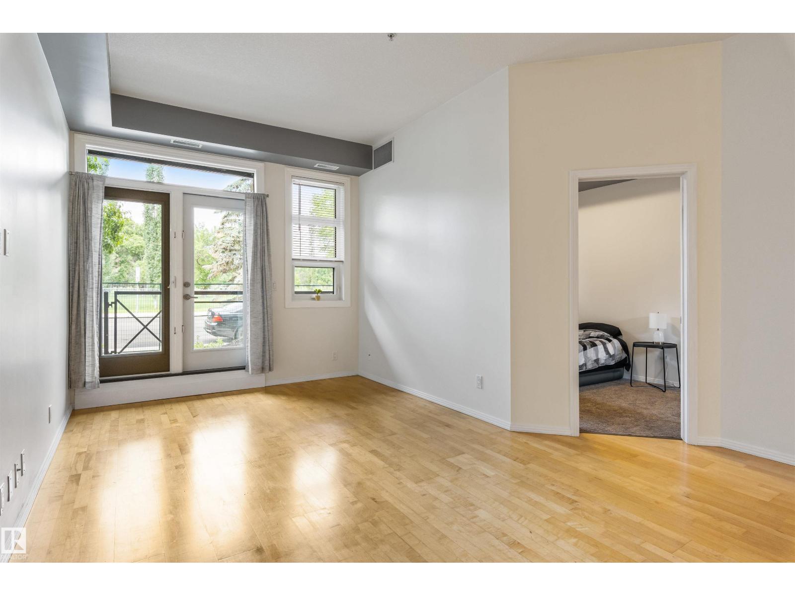 #105 10531 117 St Nw Property Photo 12