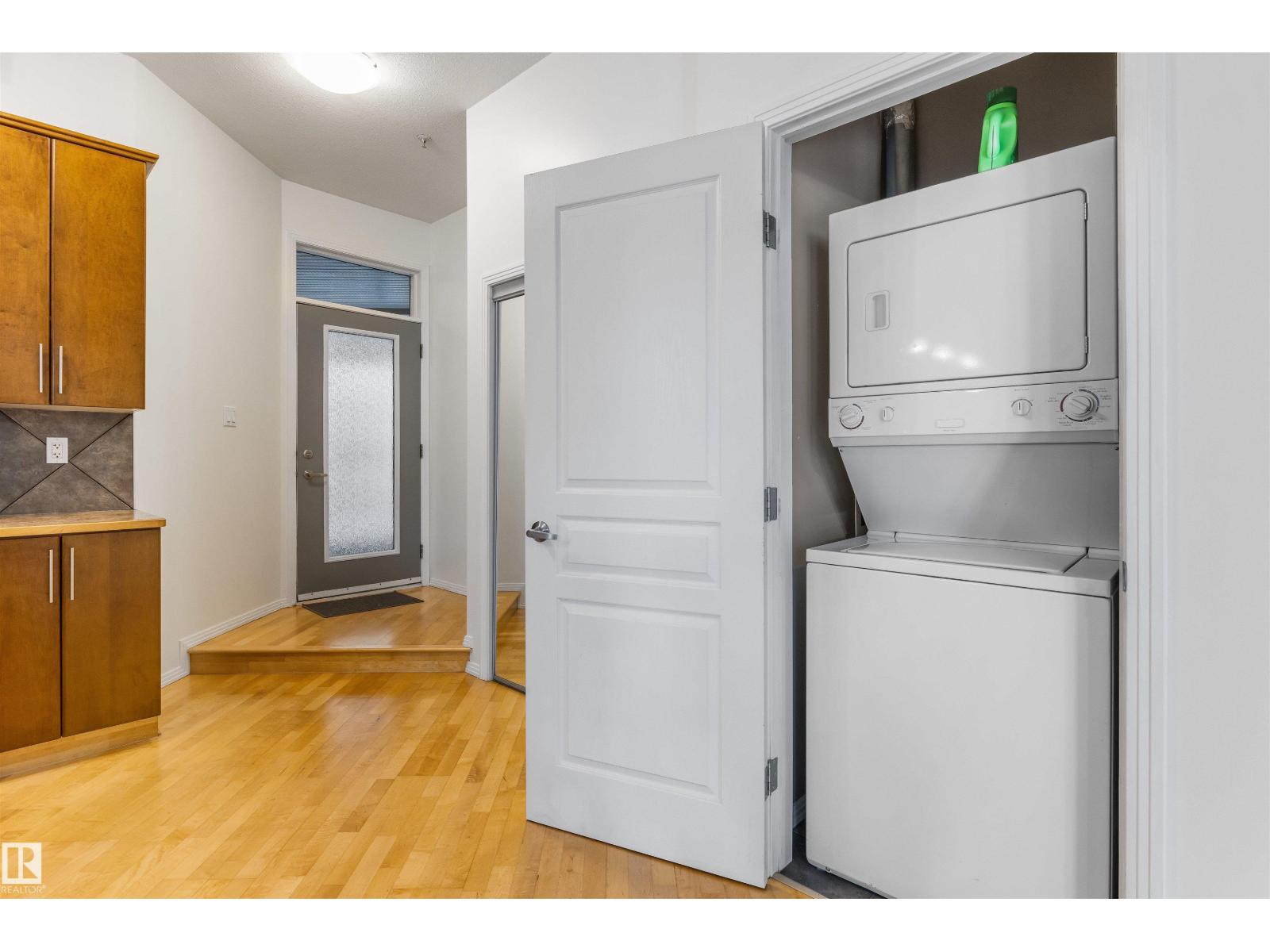 #105 10531 117 St Nw Property Photo 18