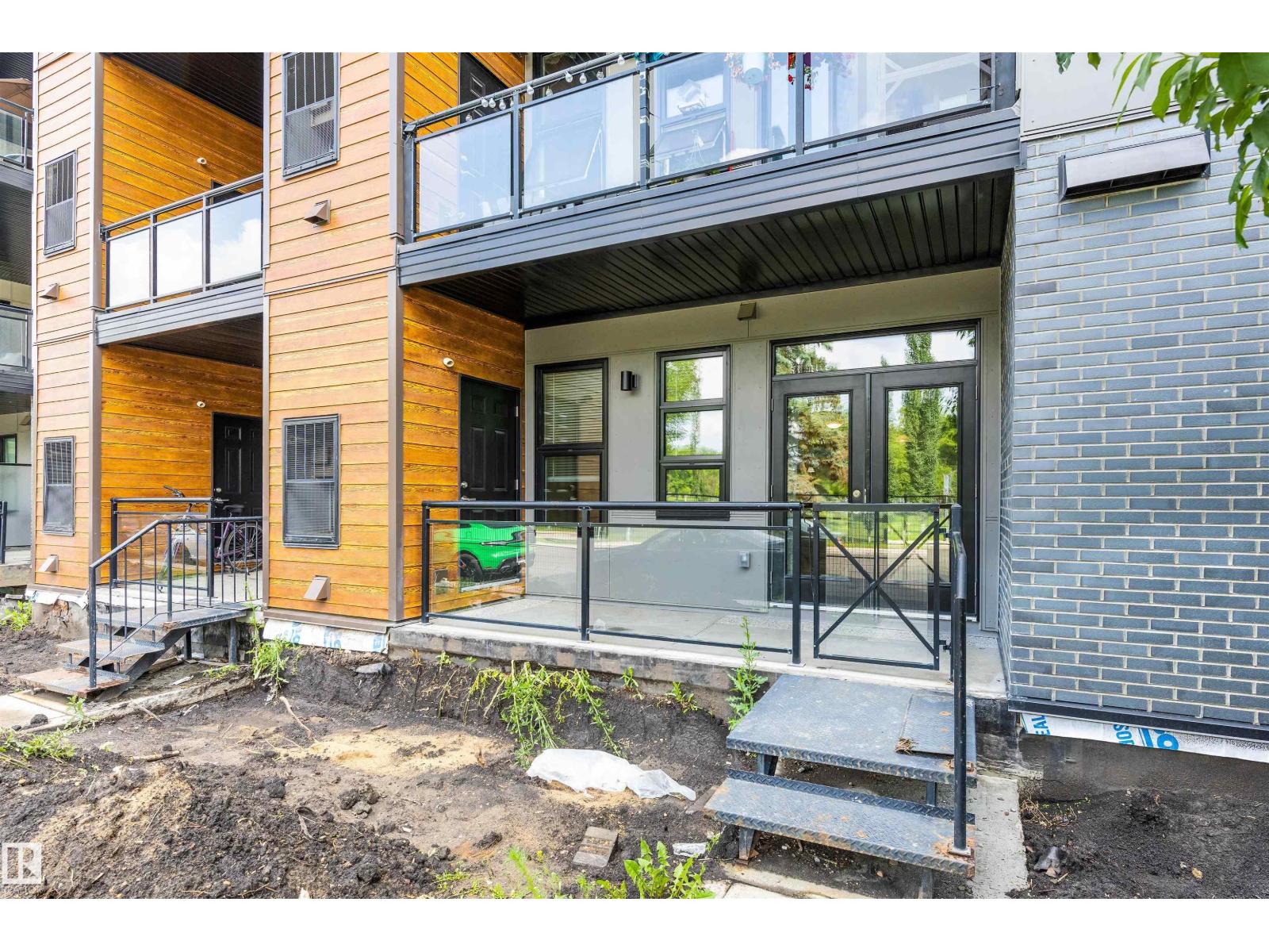 #105 10531 117 St Nw Property Photo 24
