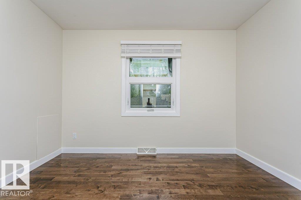 12255 Dovercourt Cr Nw Property Photo 16