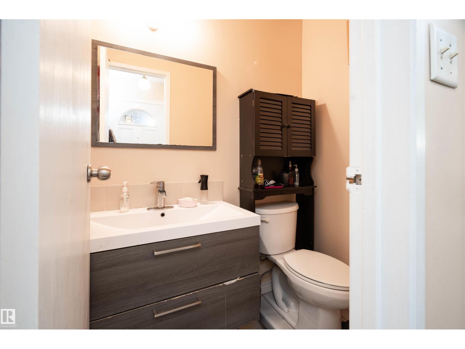 #58 2020 105 St Nw Property Photo 4