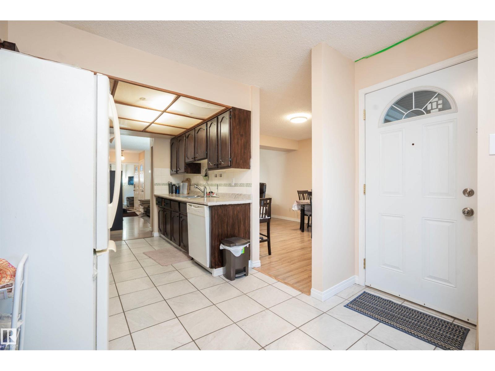 #58 2020 105 St Nw Property Photo 13