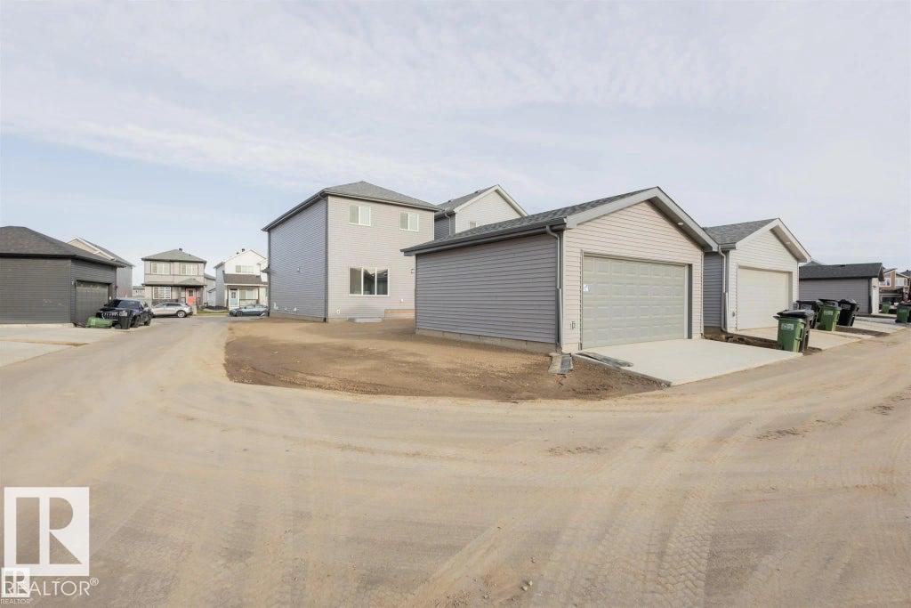 22519 88 Av Nw Property Photo 3