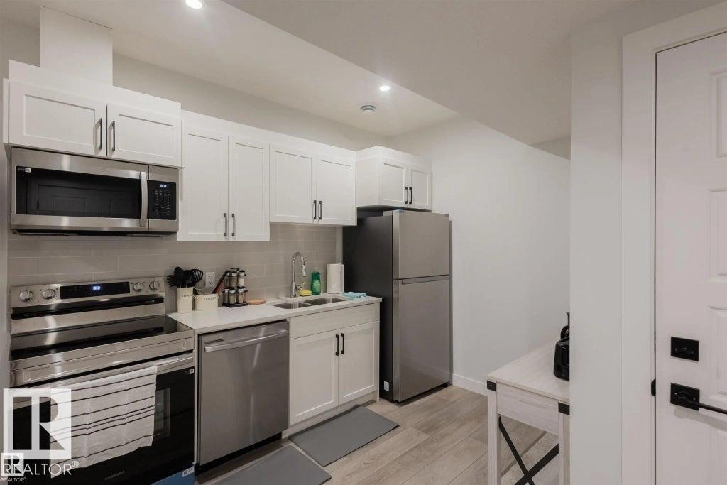 22519 88 Av Nw Property Photo 17