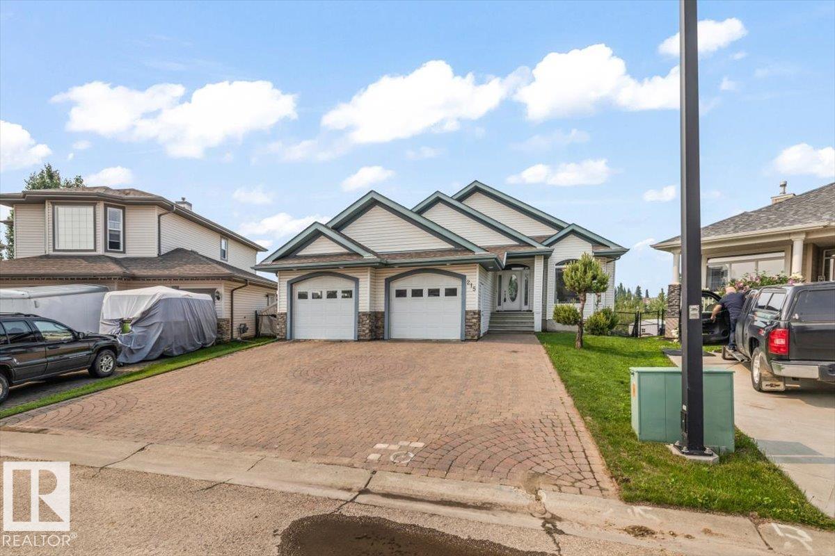 215 Westerra Pt Property Photo 5