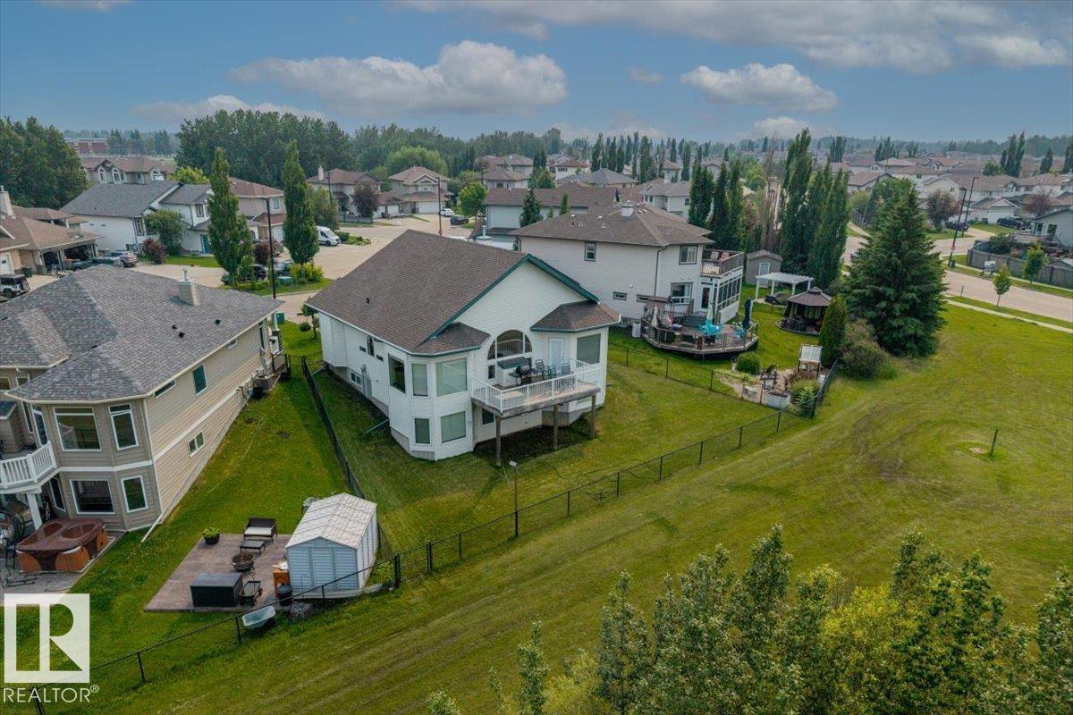 215 Westerra Pt Property Photo 9