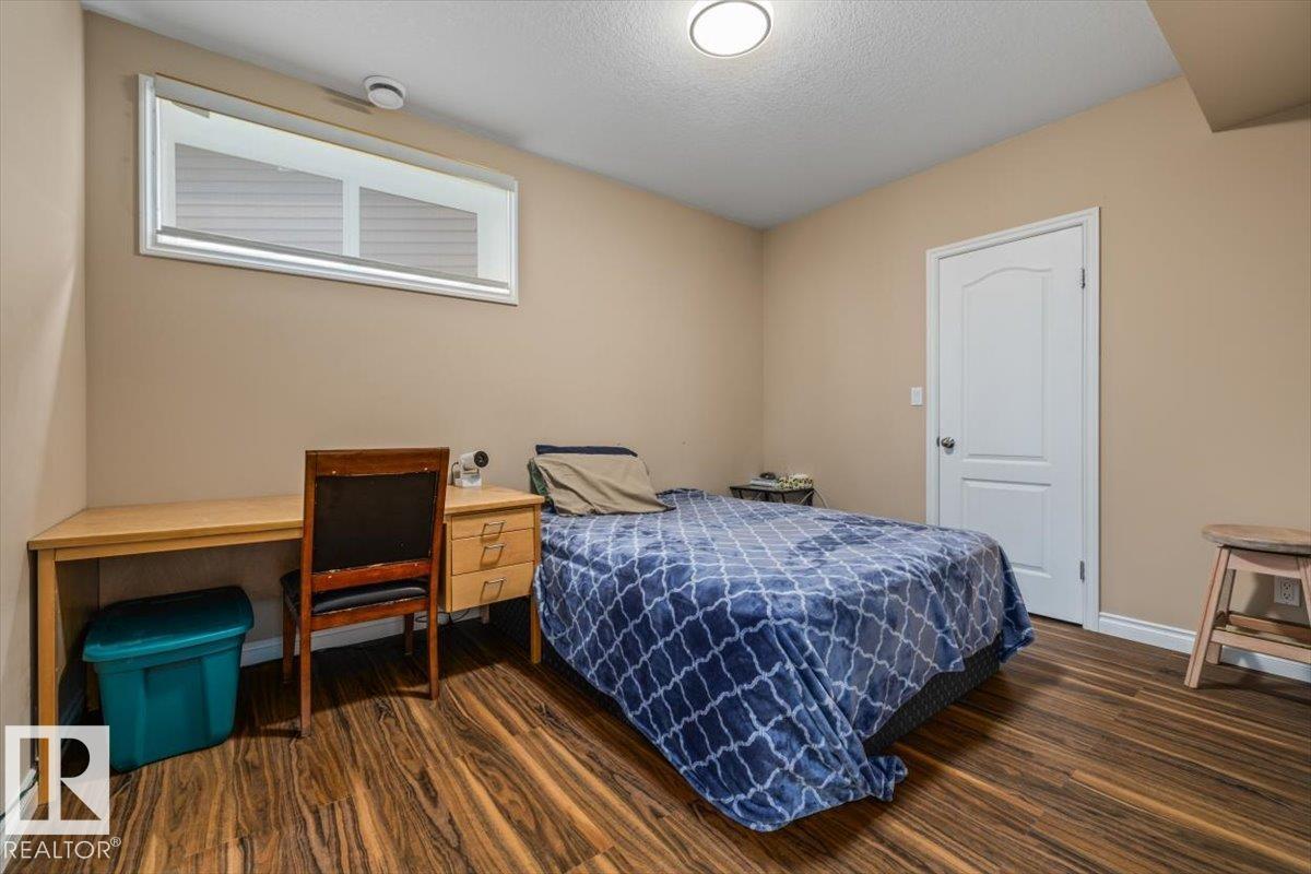 215 Westerra Pt Property Photo 52