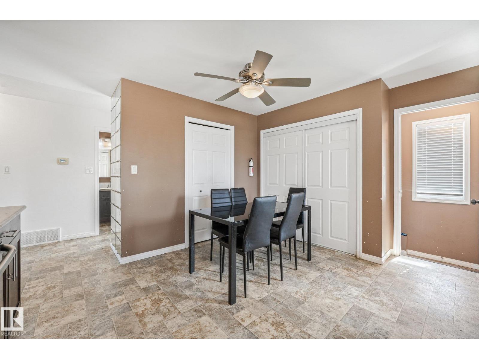 3963 57 St Nw Property Photo 13