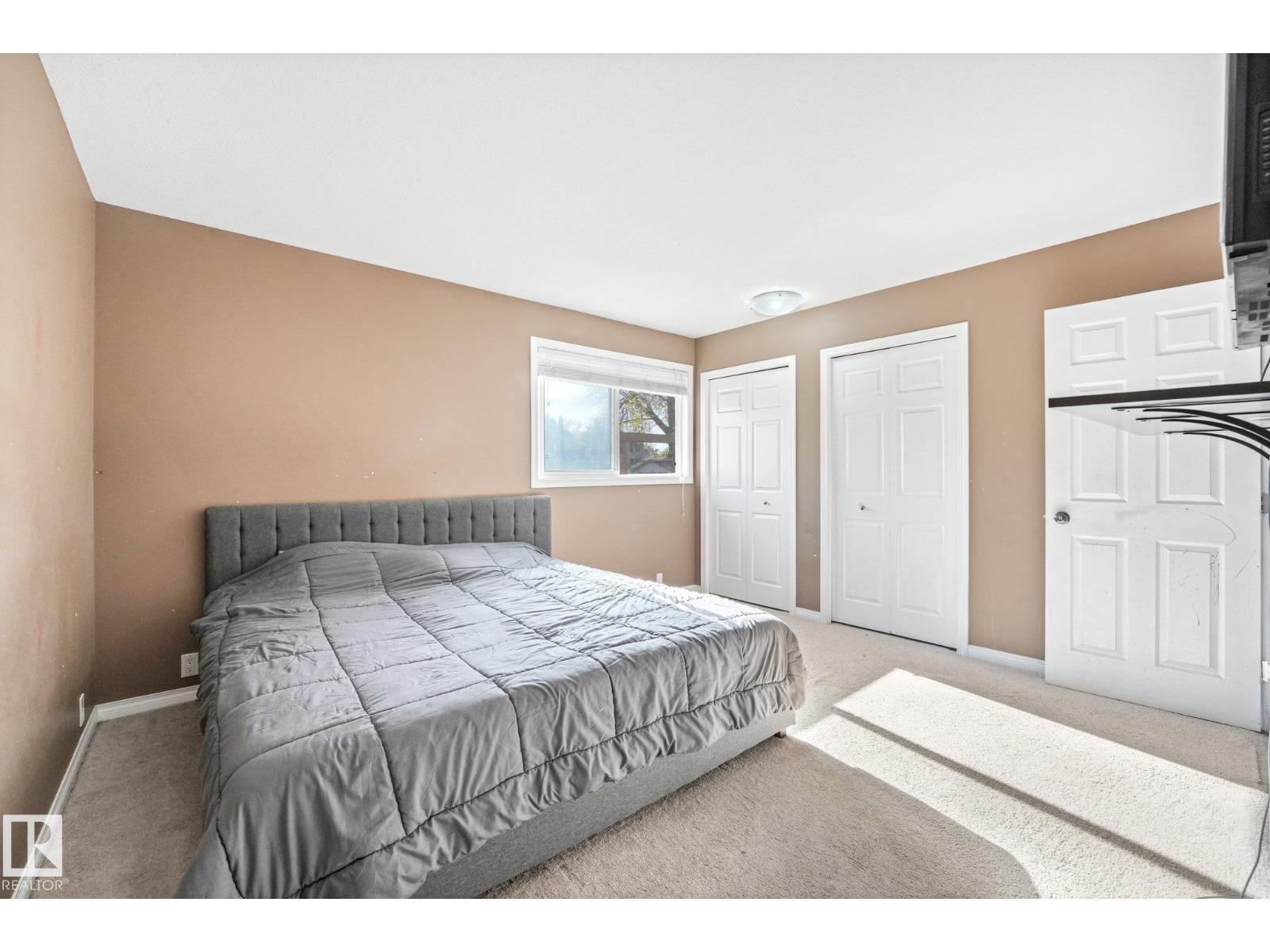3963 57 St Nw Property Photo 20