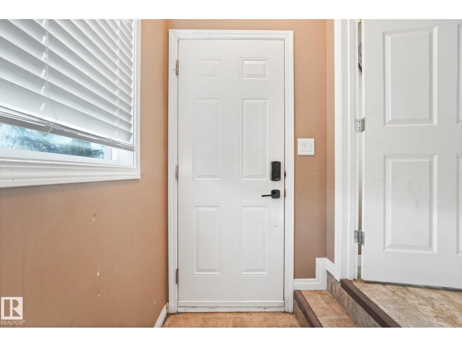 3963 57 St Nw Property Photo 30