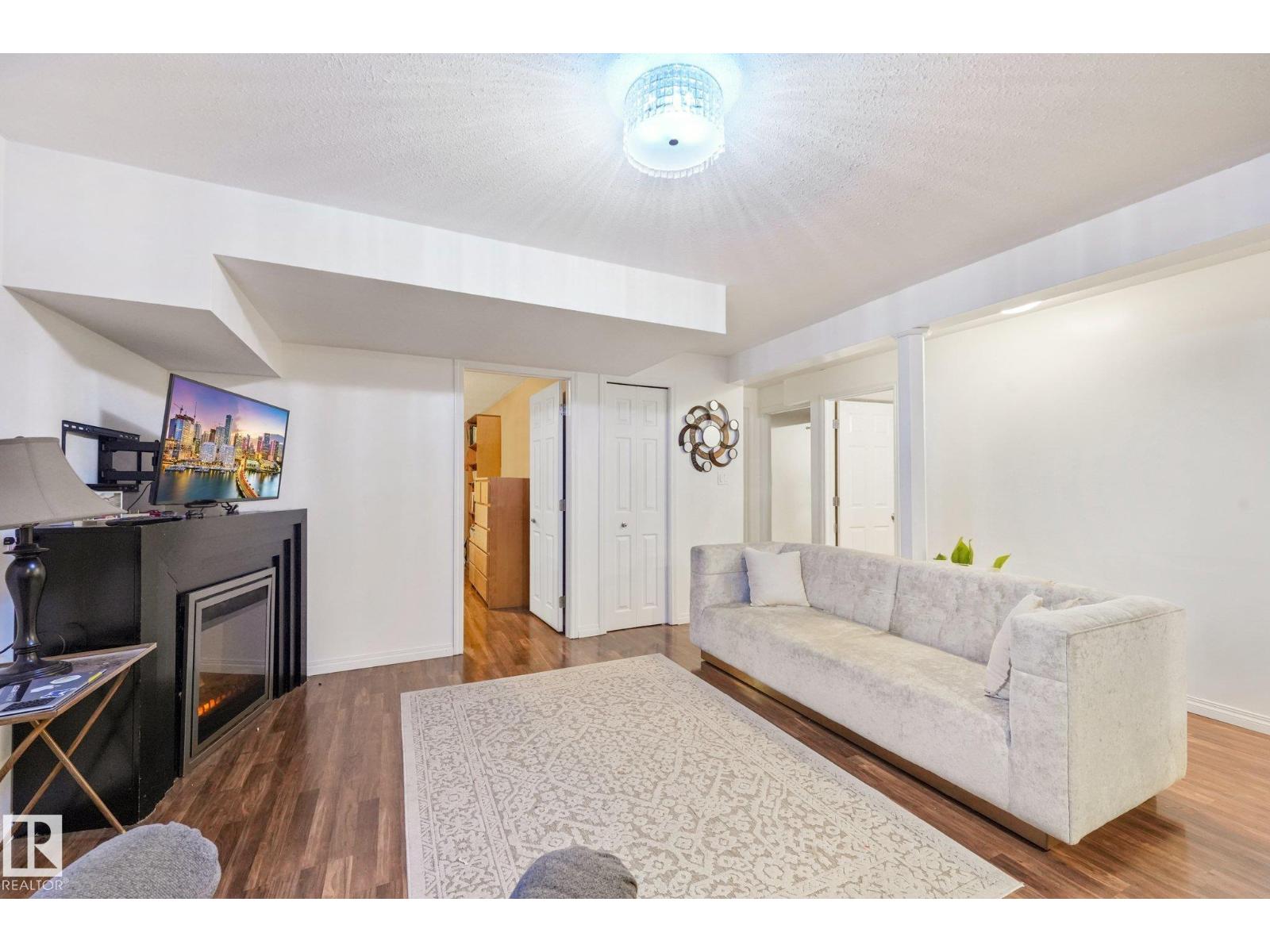 3963 57 St Nw Property Photo 35