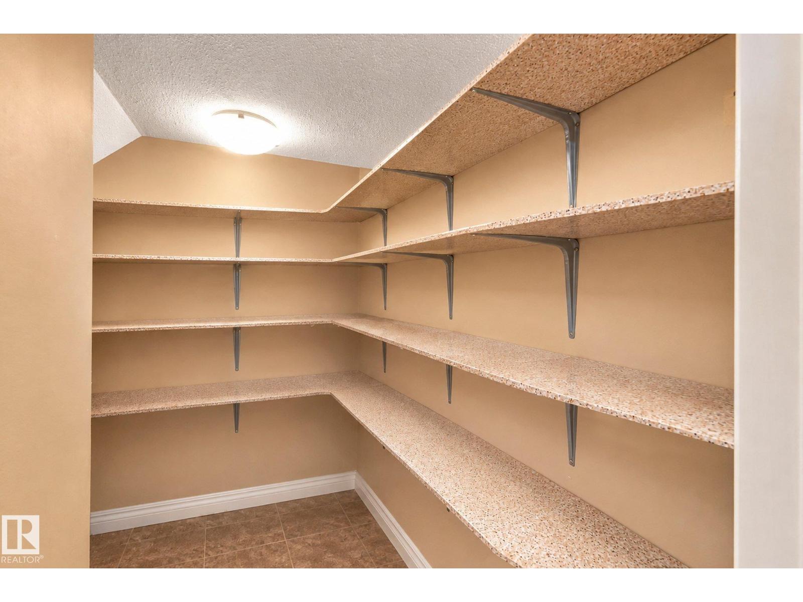 3963 57 St Nw Property Photo 37