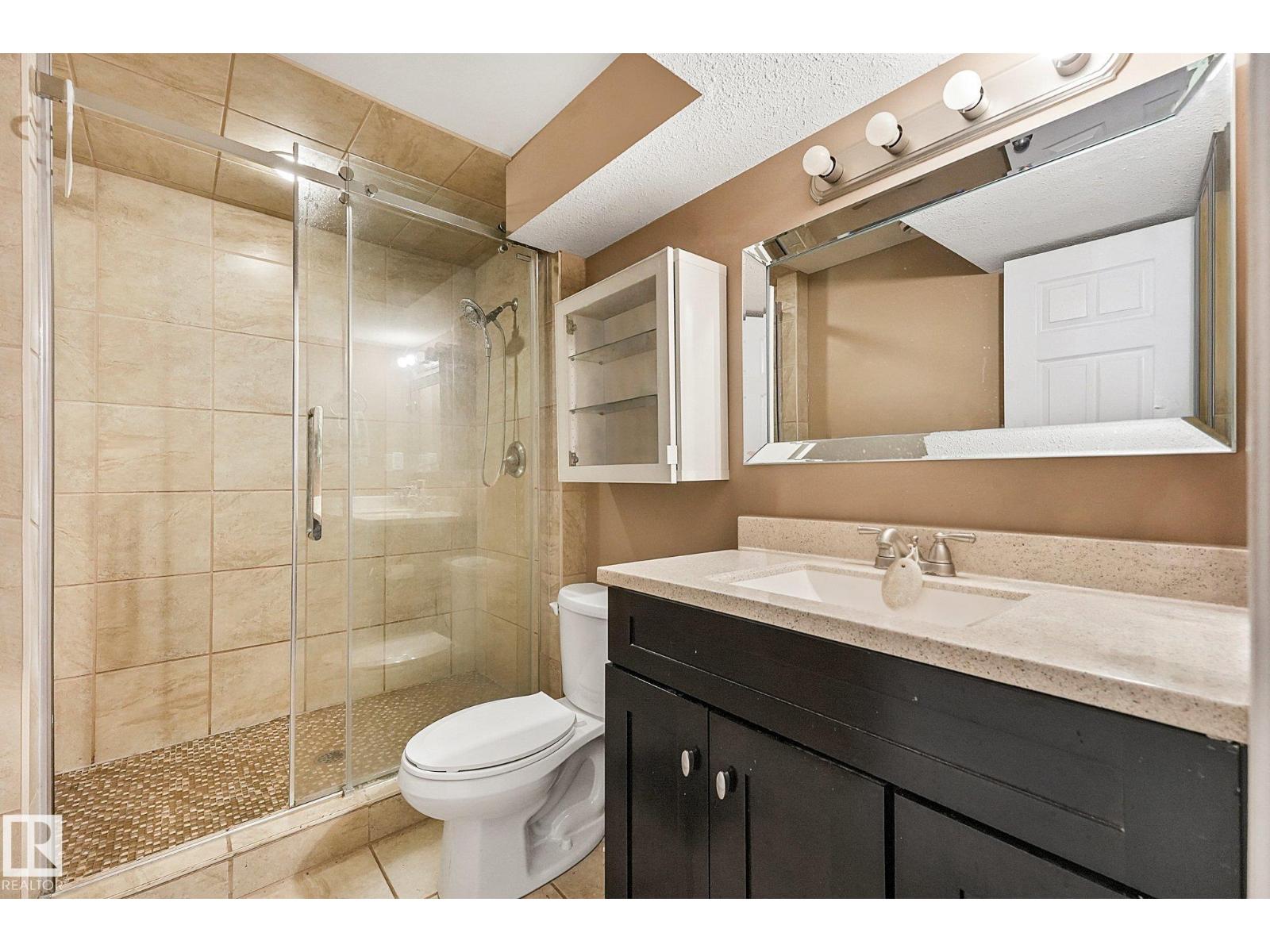 3963 57 St Nw Property Photo 42