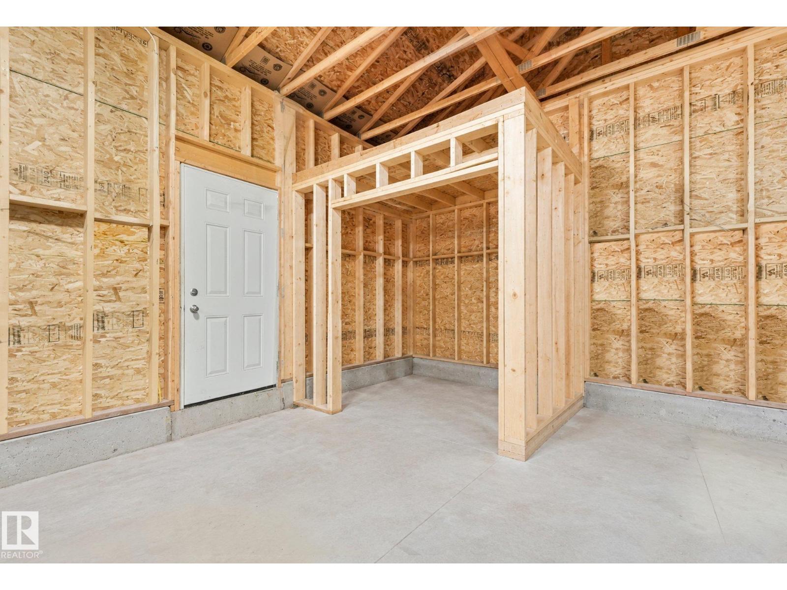 3963 57 St Nw Property Photo 47