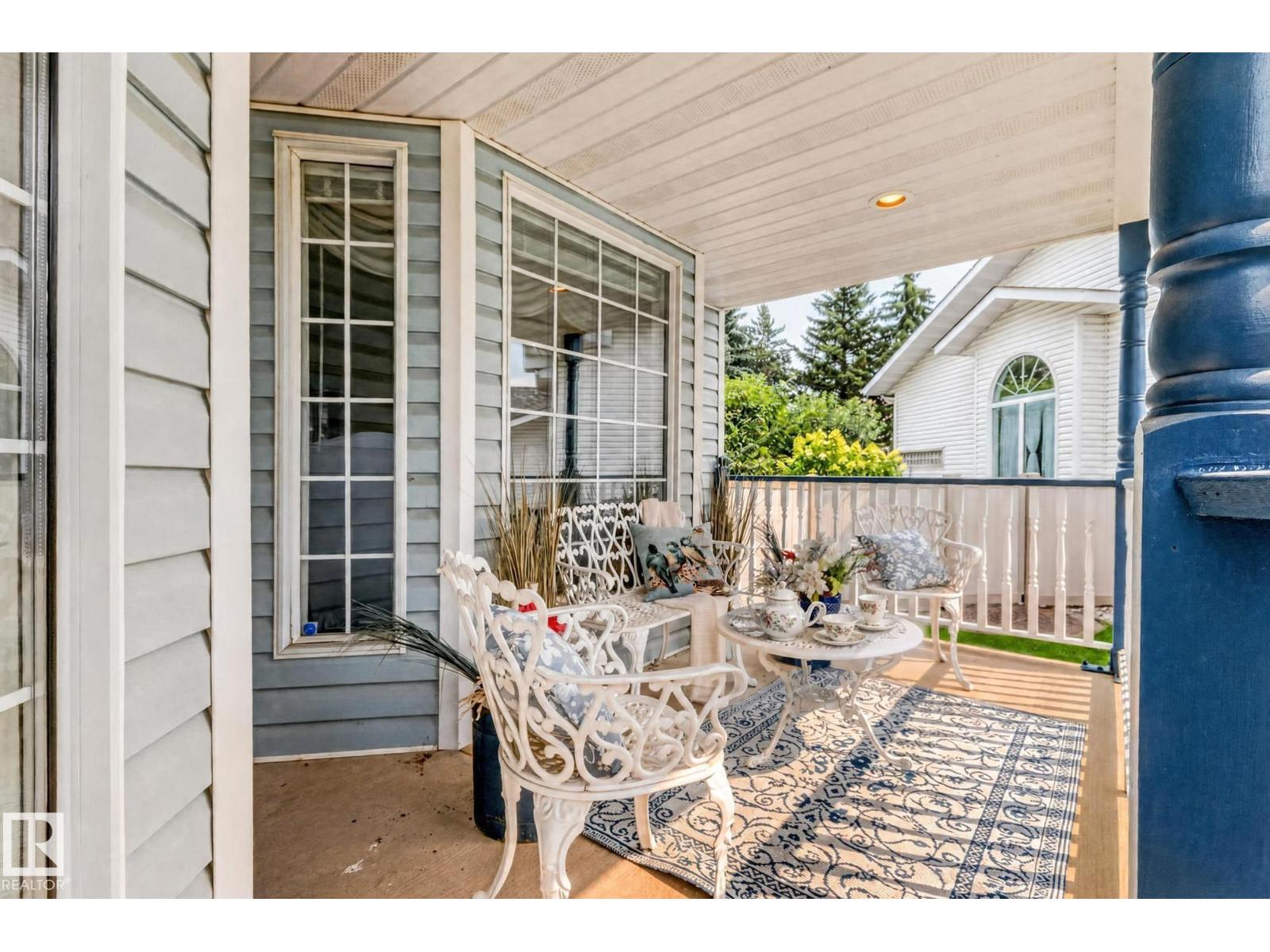 3108 36b Av Nw Property Photo 4