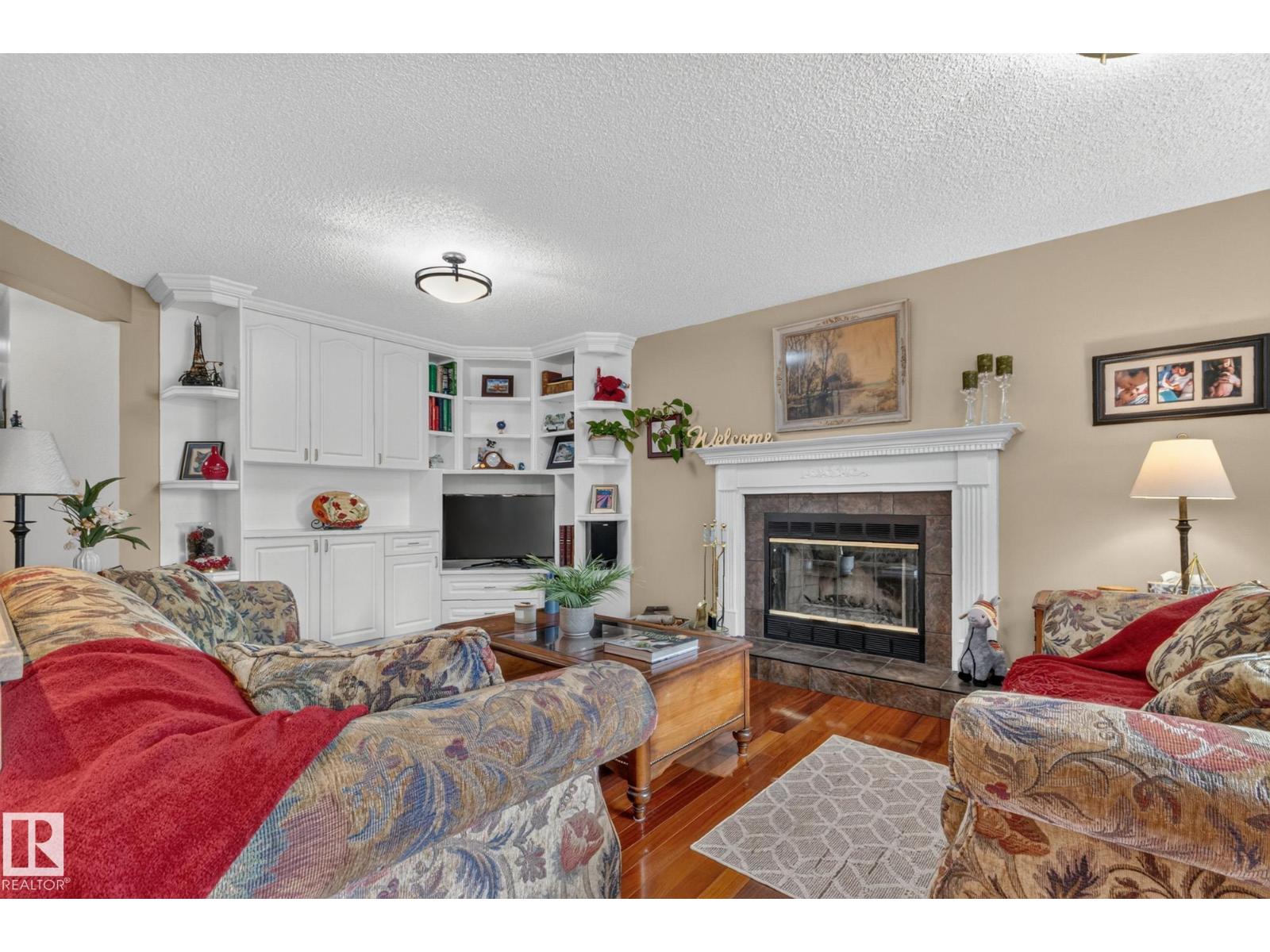 3108 36b Av Nw Property Photo 21
