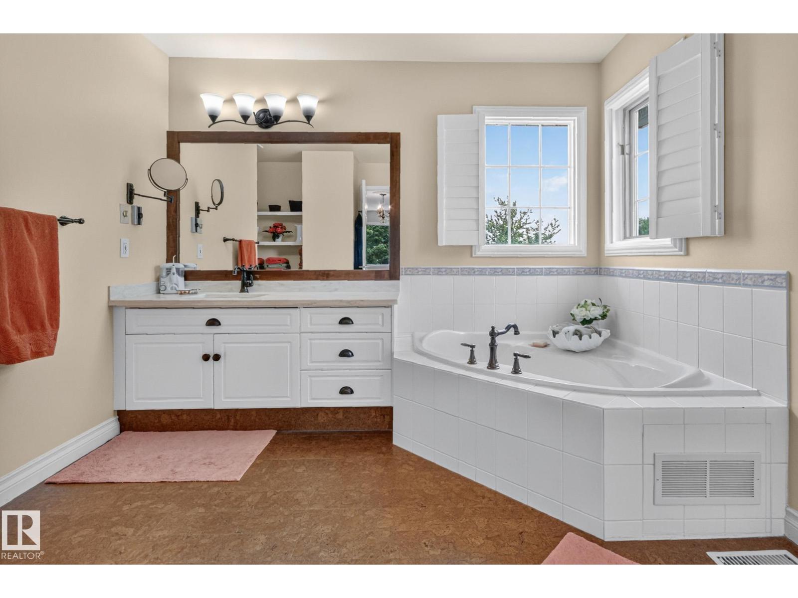 3108 36b Av Nw Property Photo 26