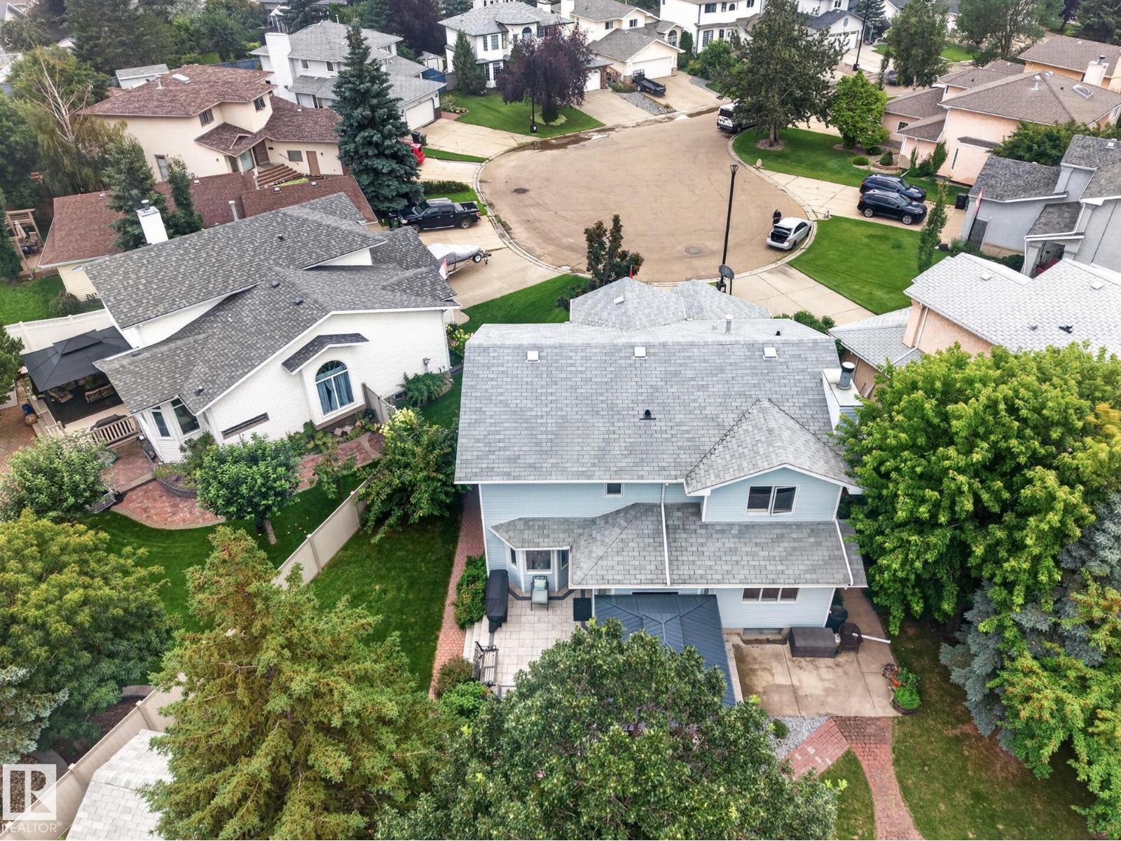 3108 36b Av Nw Property Photo 52