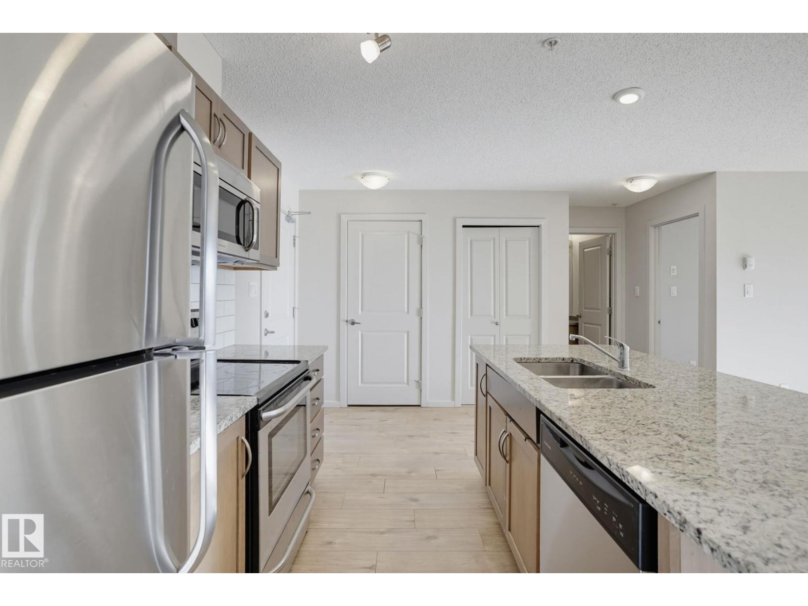 #316 7711 71 St Nw Property Photo 9
