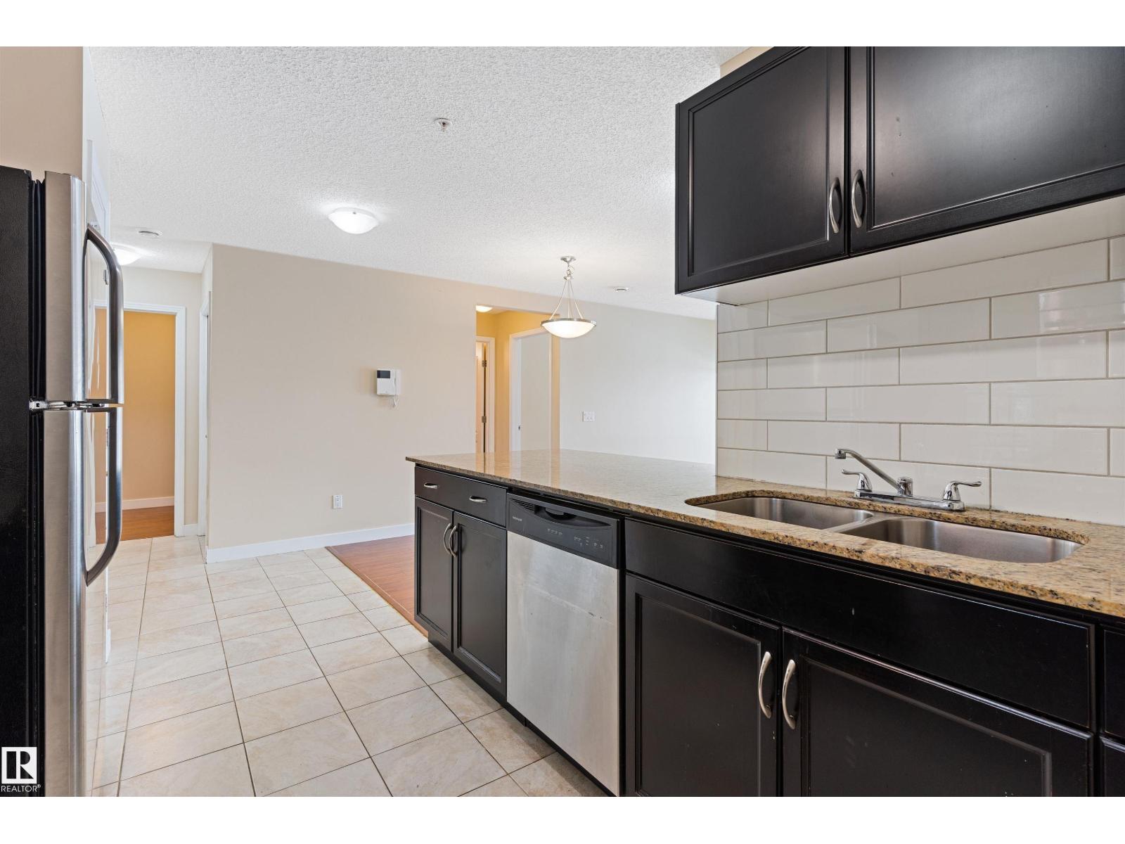 #103 12660 142 Av Nw Property Photo 8