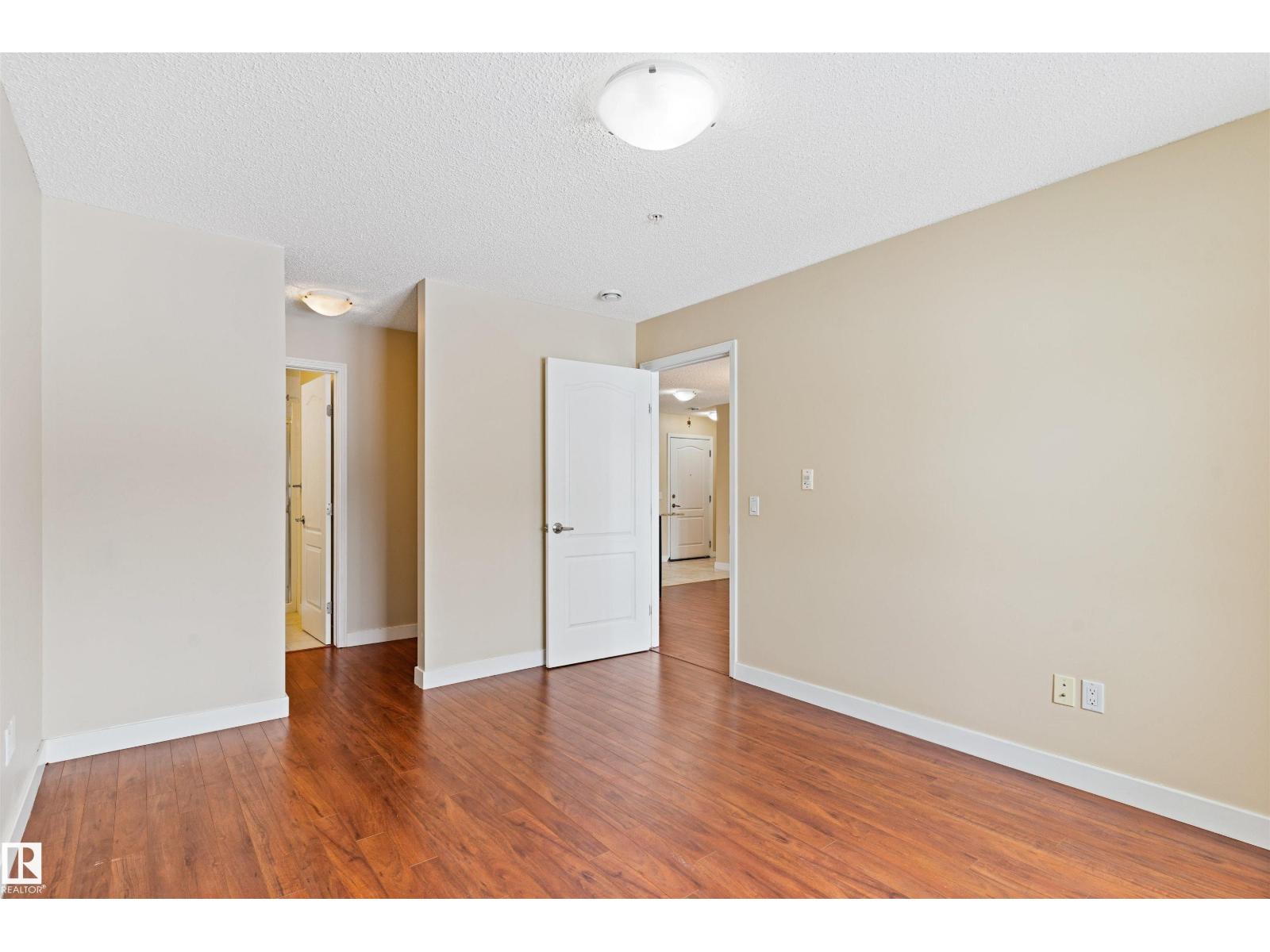 #103 12660 142 Av Nw Property Photo 18