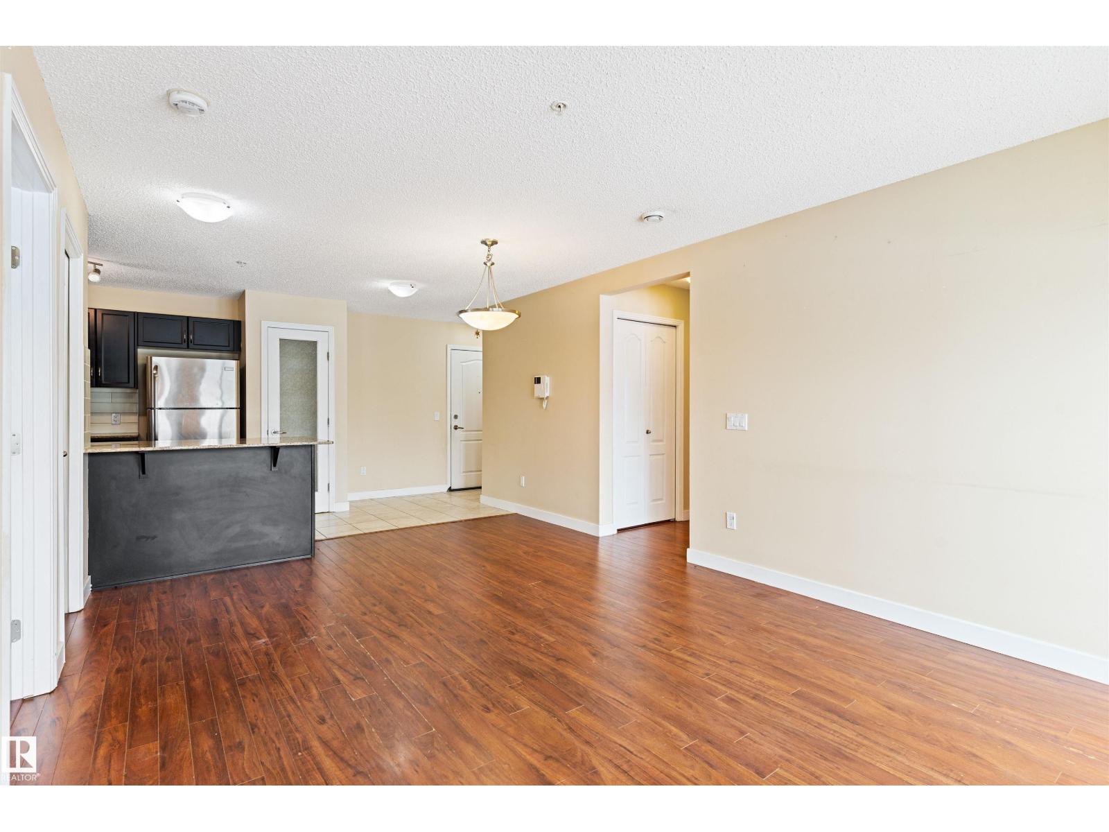 #103 12660 142 Av Nw Property Photo 21