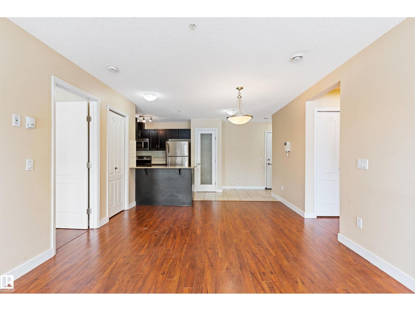 #103 12660 142 Av Nw Property Photo 22