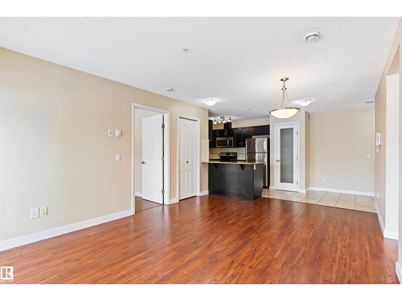 #103 12660 142 Av Nw Property Photo 28