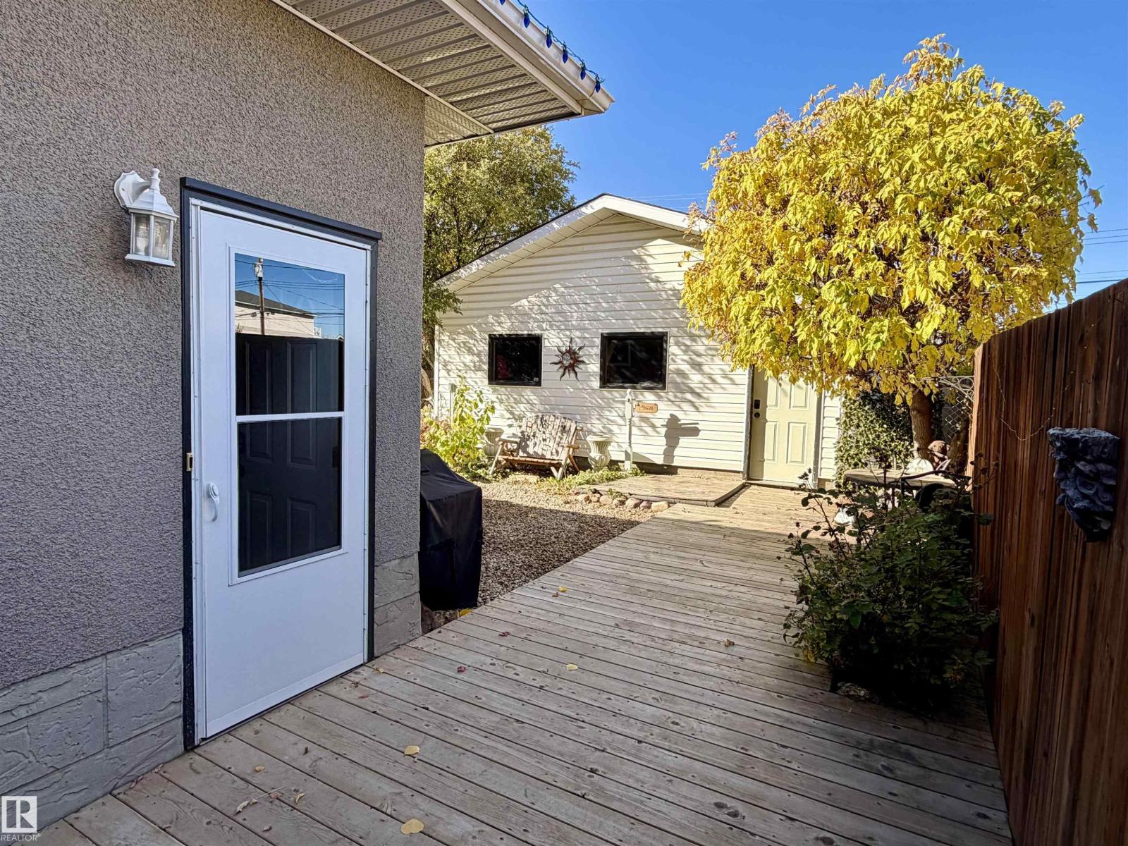 4738 49 St Property Photo 9