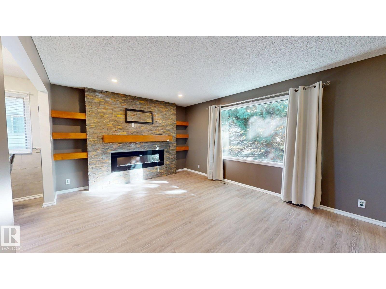 4738 49 St Property Photo 15