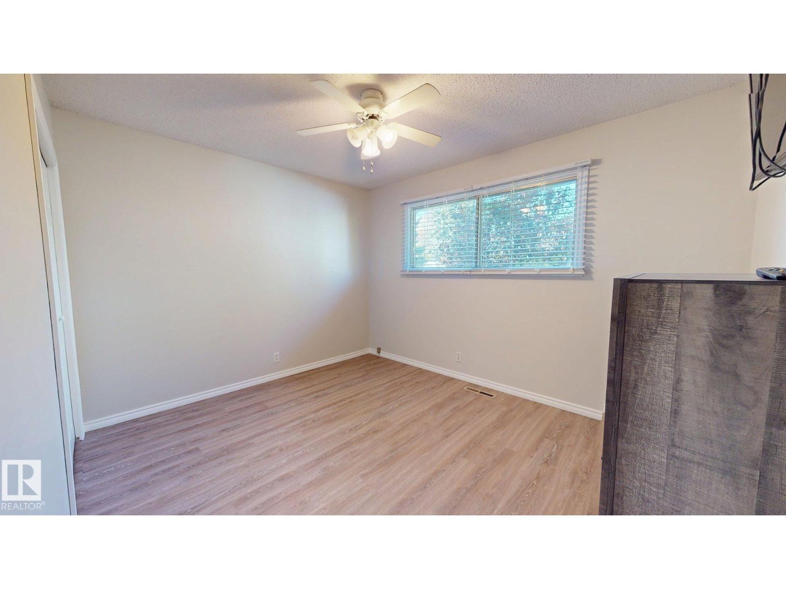 4738 49 St Property Photo 28