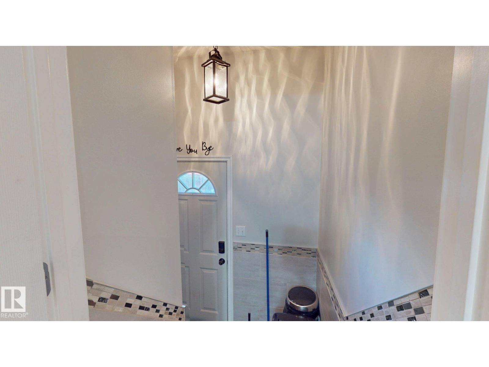 4738 49 St Property Photo 35