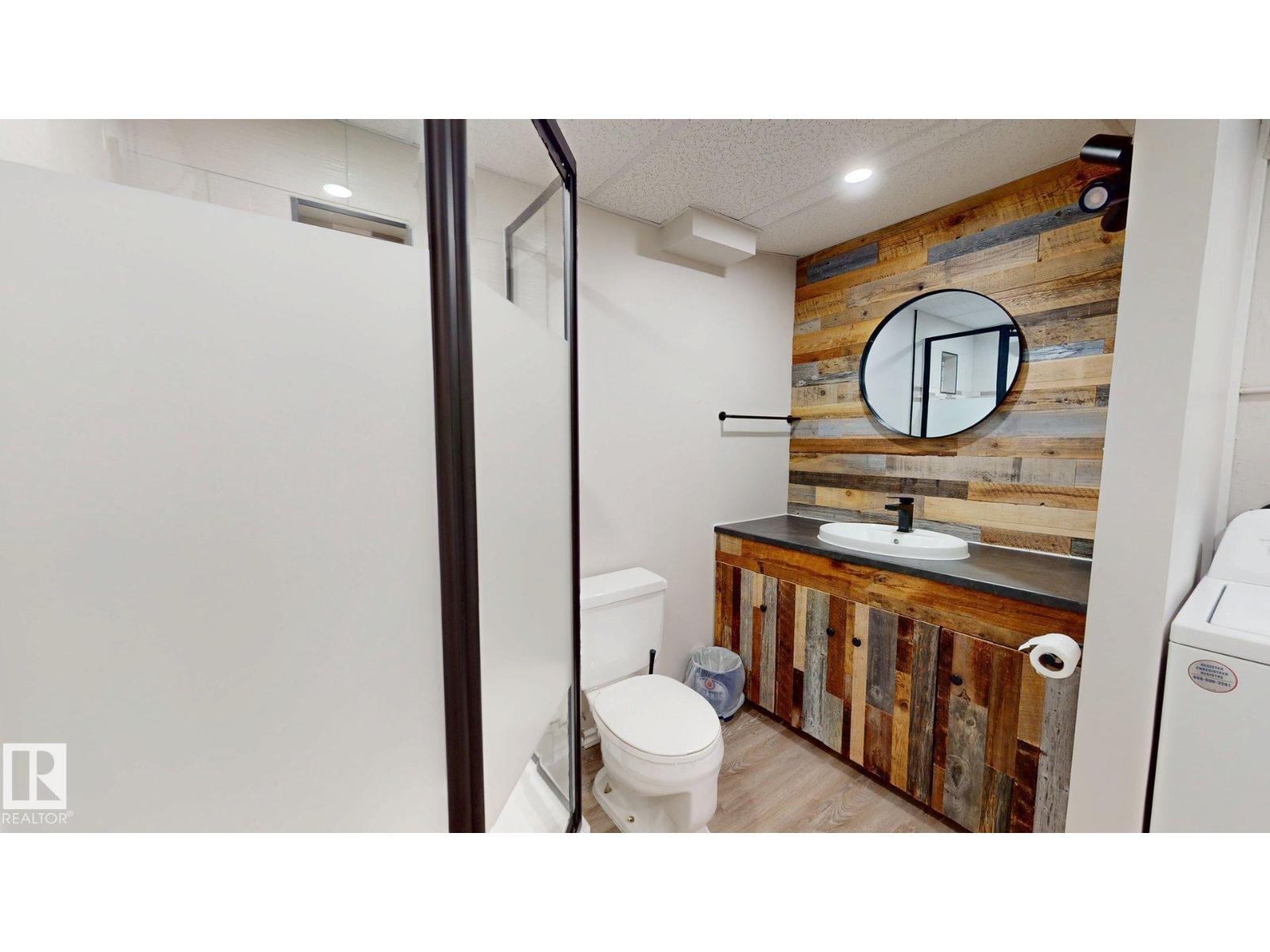 4738 49 St Property Photo 39