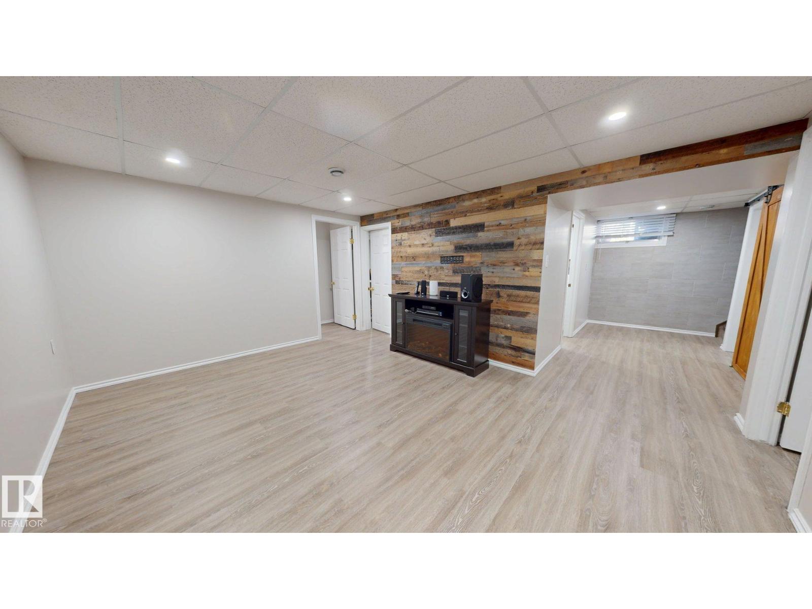 4738 49 St Property Photo 42