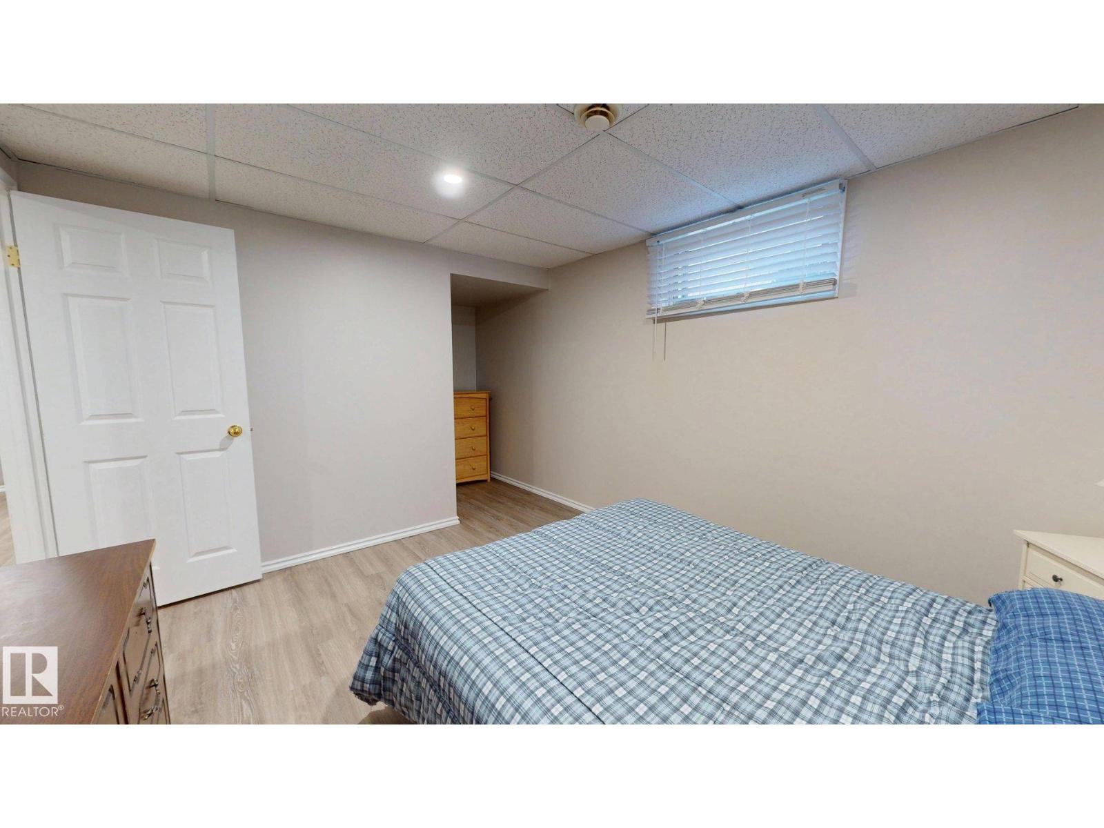 4738 49 St Property Photo 45